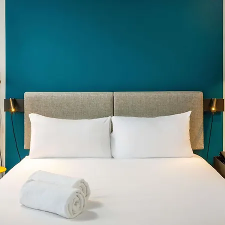 Ibis London Greenwich Exterior photo