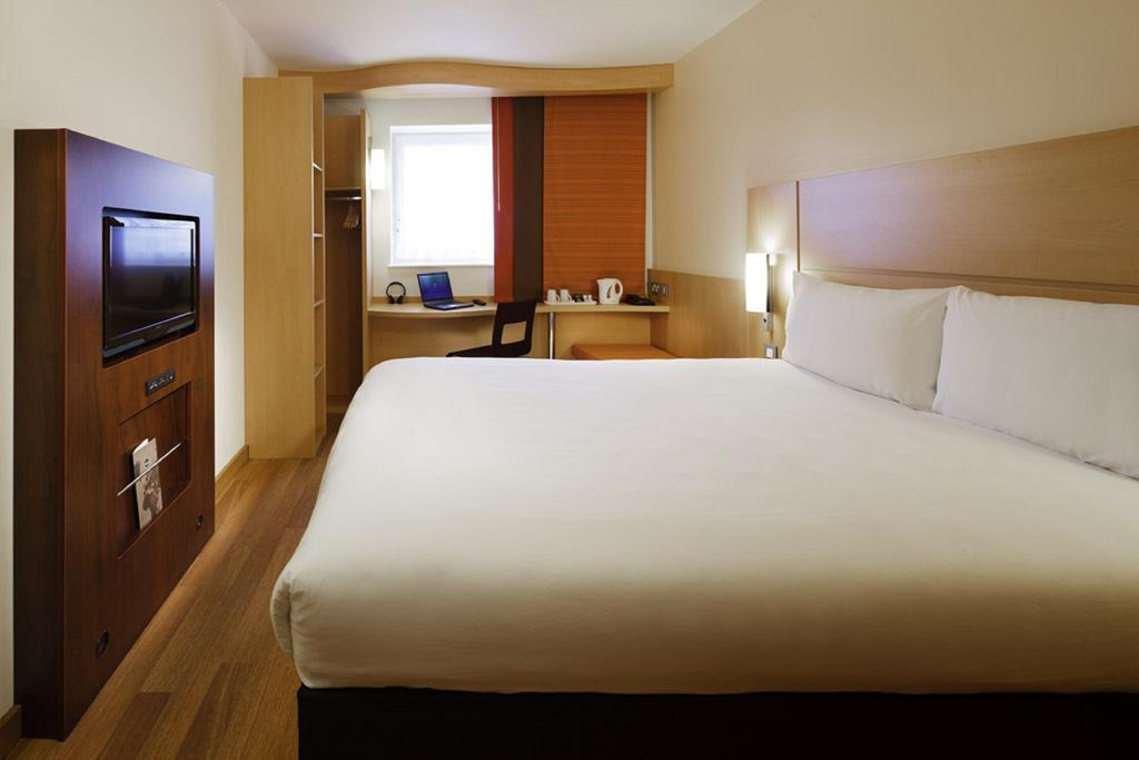 Ibis Greenwich Отель 3*