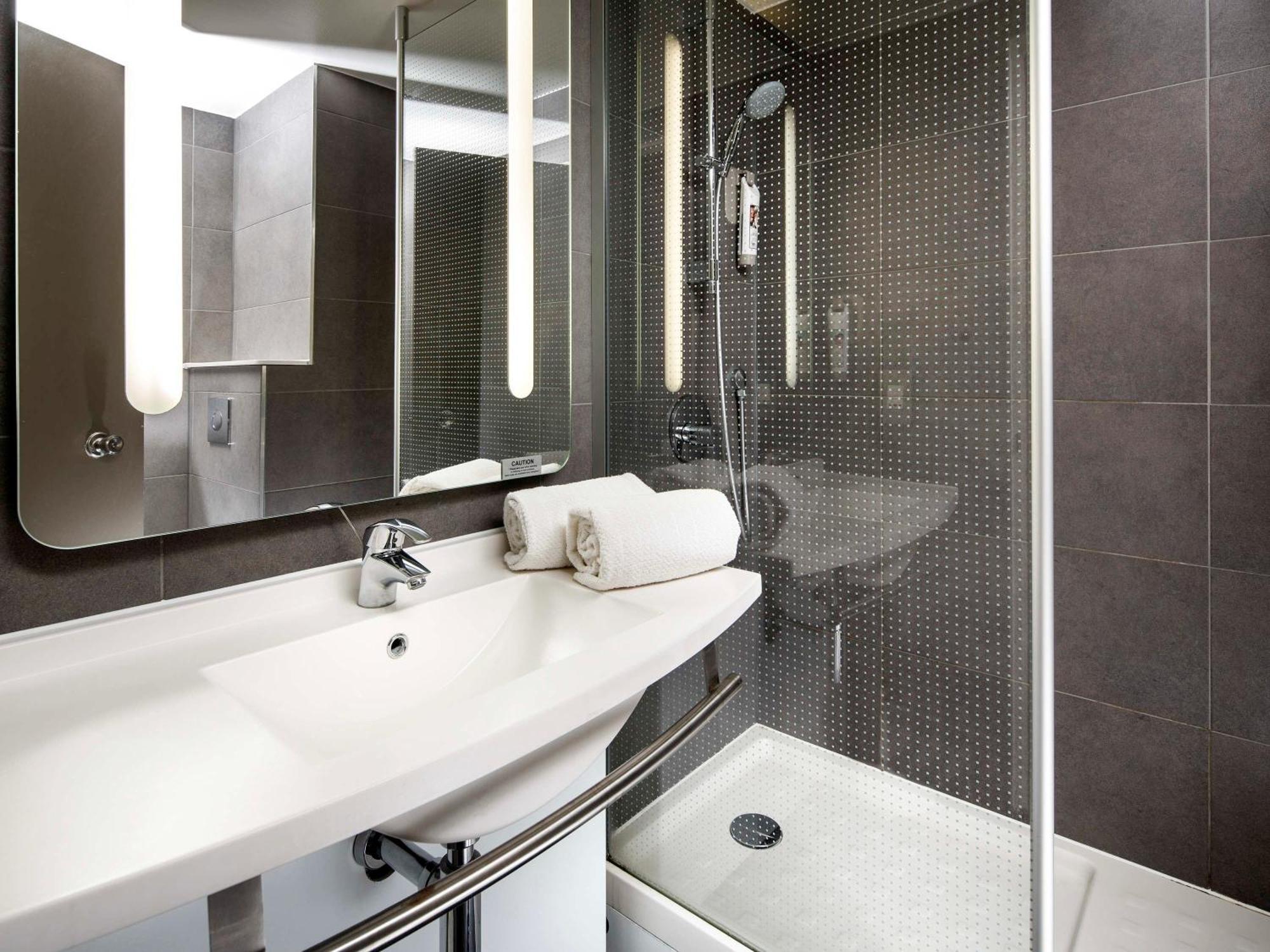 Hotel Ibis Greenwich 3*